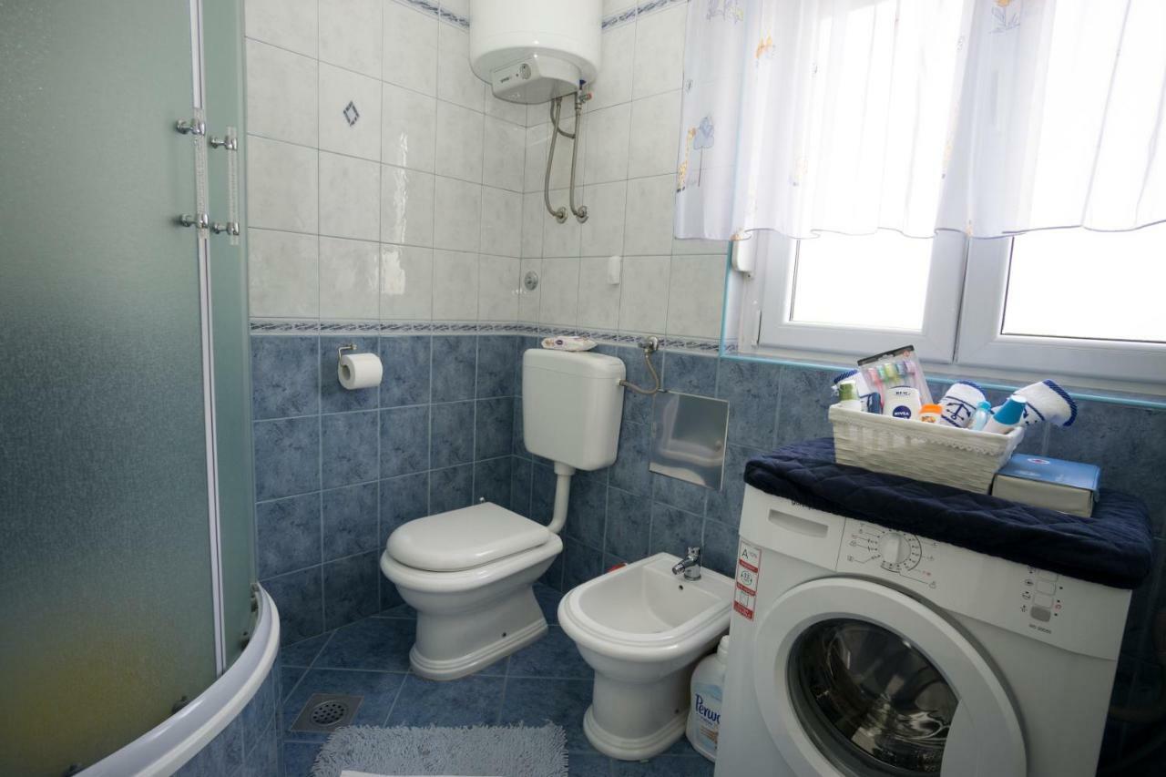 Ferienwohnung Apartman Barbi Split Exterior foto